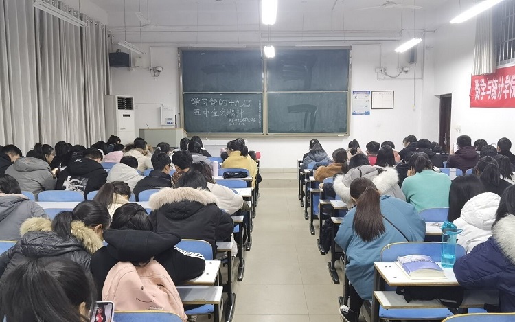 hg皇冠官网