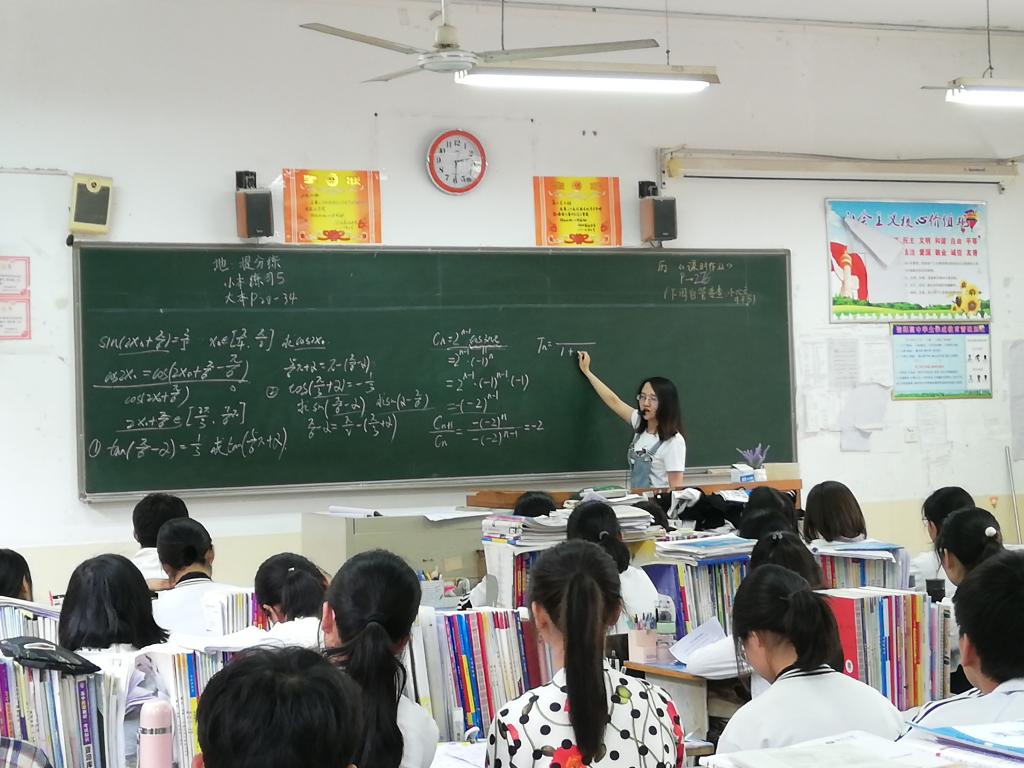 hg皇冠官网